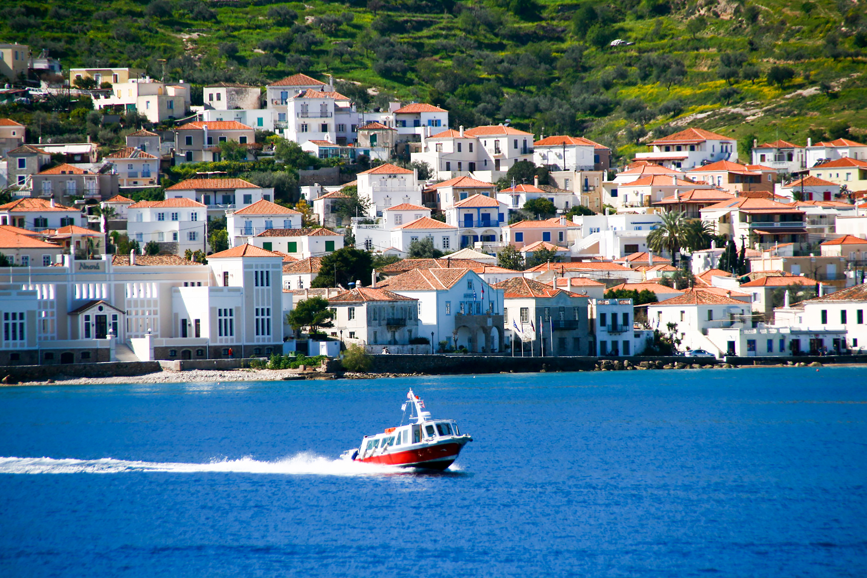 Greek real estate, when buying which you can get a residence permit in Greece for investment