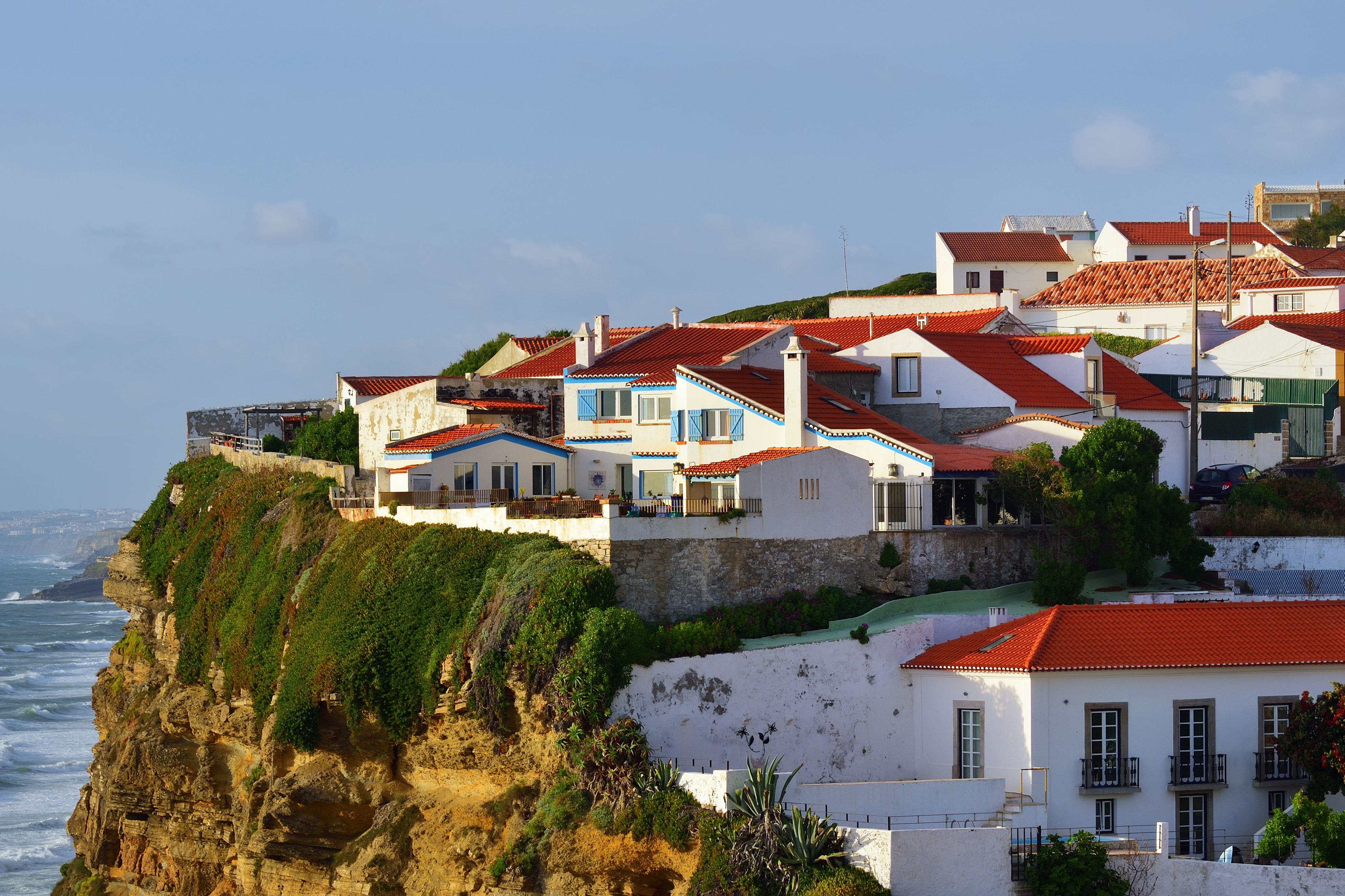 Real estate on the coast as a way for Russians to immigrate to Portugal