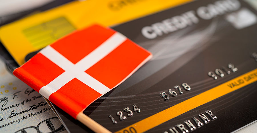 Флаг Швейцарии на кредитной карте